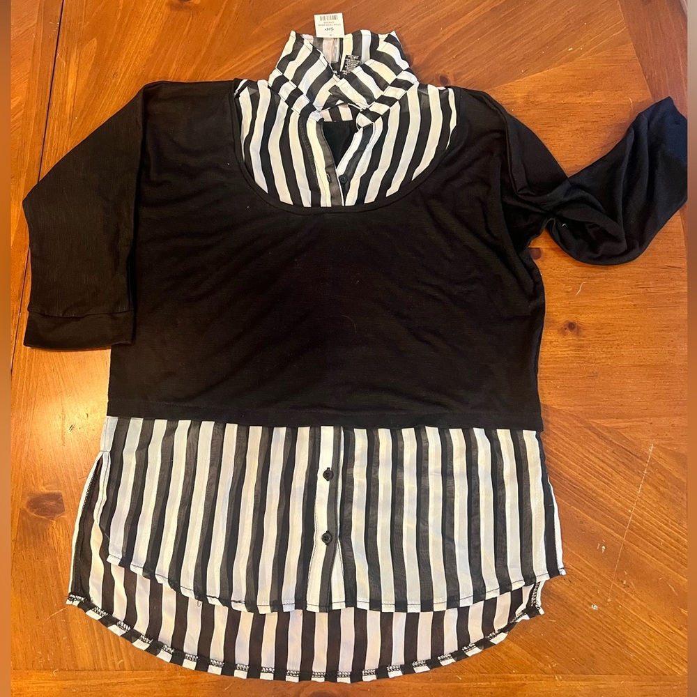 Black /White Streetwear Society Striped Top